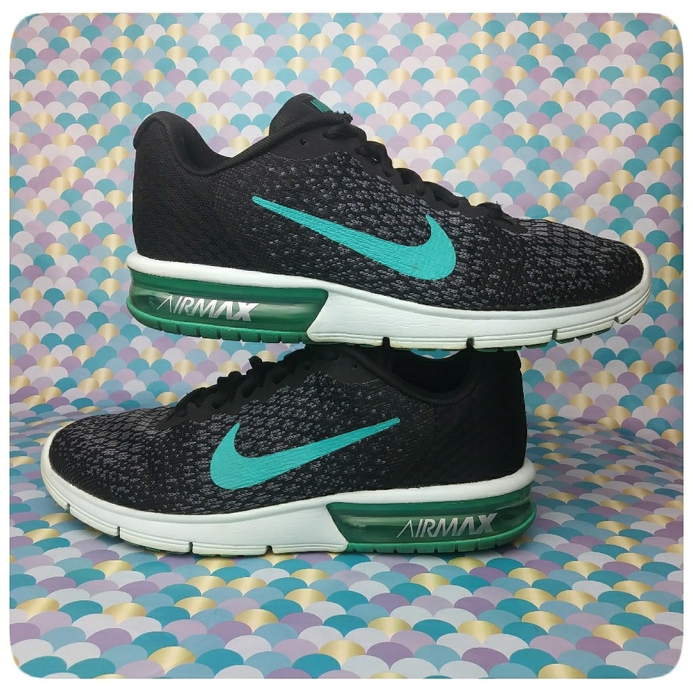 Nike | Air Max Sequent 2 Black & Gray EUC | Size 8.5